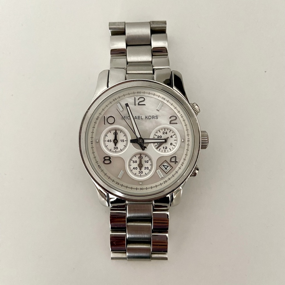 Micheal Kors Women’s Watch MK5304